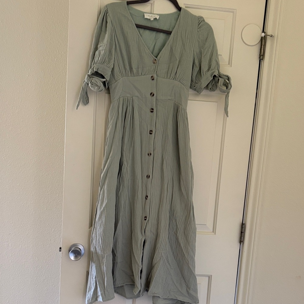 Piper & Scoot Larkins Button Up Gauze Midi - Picture 2 of 5